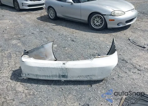 2002 Toyota Camry Le/Xle/Se from USA, damaged, VIN 4T1BE32K12U018623